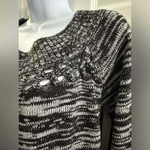 GUESS Marbled Gray Sweater Size XL - Picture 4 of 4